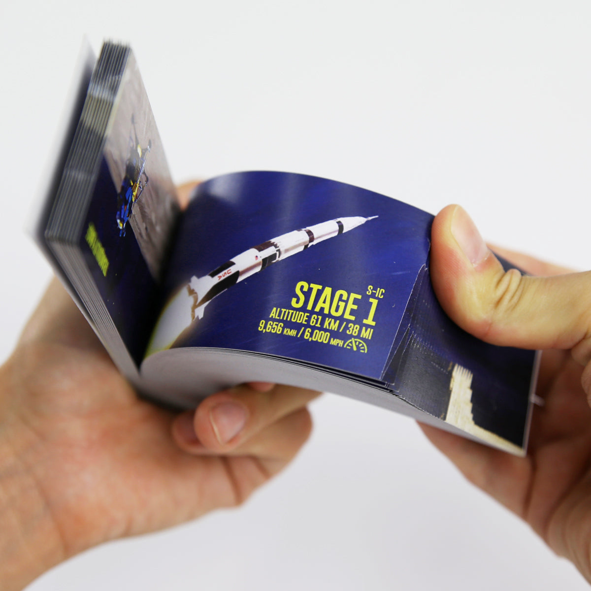 APOLLO 11 FLIPBOOK VOL. 2 - EL VIAJE ANIMADO