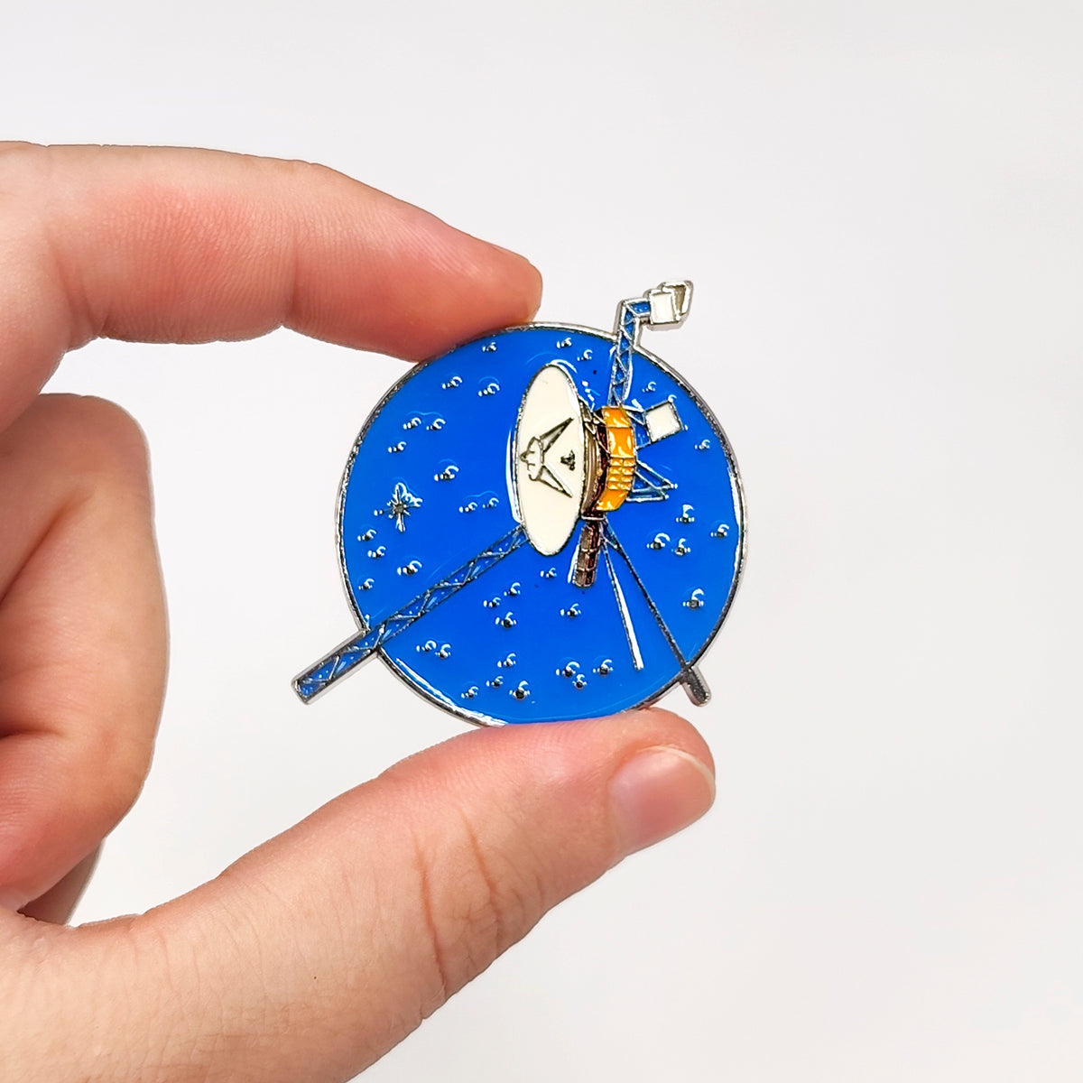 Voyager Pin